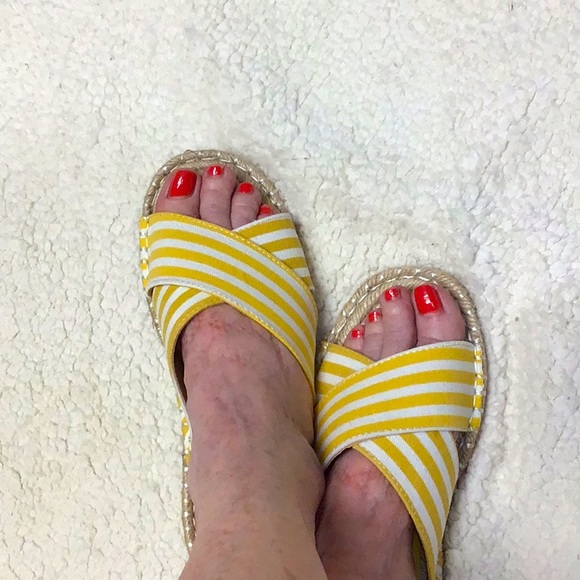 CCOCCI SANDALS NEW SIZE 7, yellow/white - Picture 2 of 5